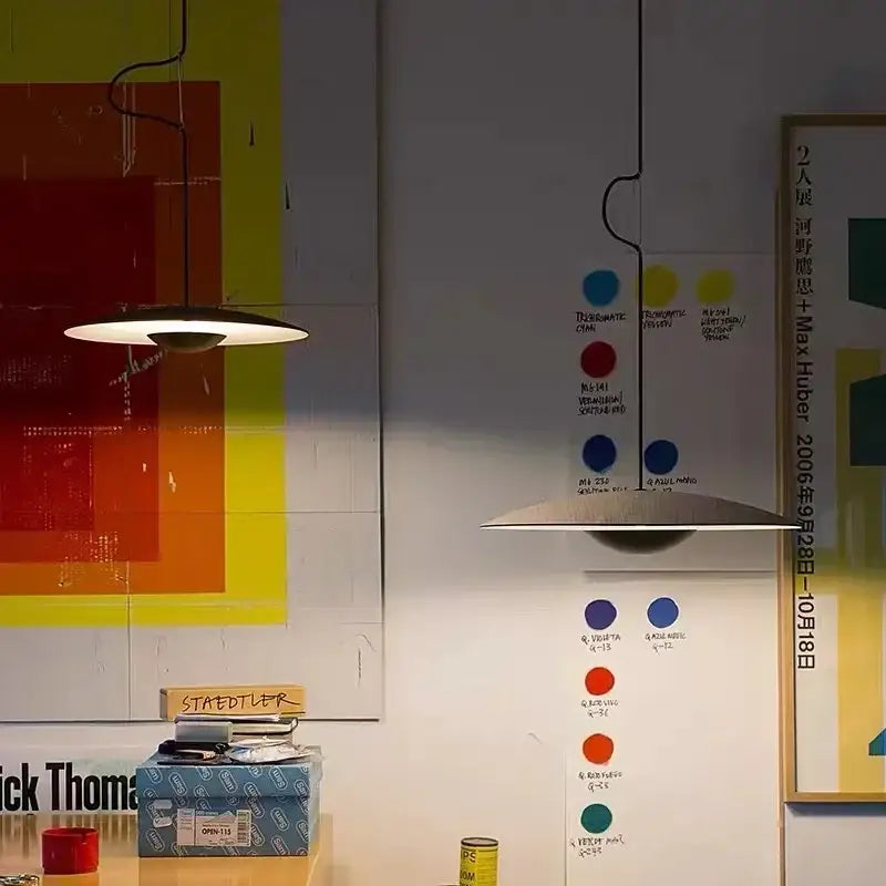 Suspension luminaire au design minimaliste et original pour cuisine

