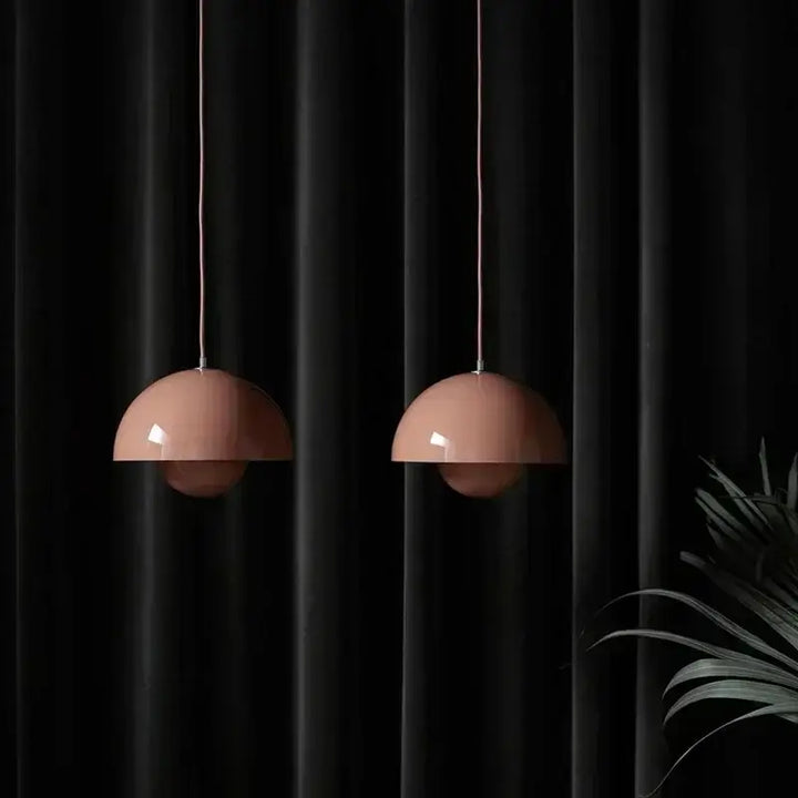 Suspension luminaire au style danois coloré pour cuisine moderne

