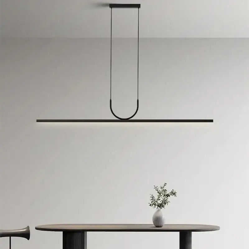 Suspension Luminaire Avec Une Barre LED Horizontale Design Élégant