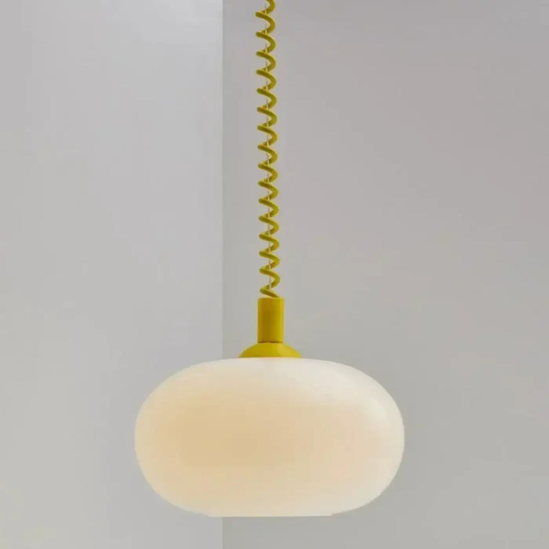 Suspension luminaire blanc avec câble spirale style minimaliste