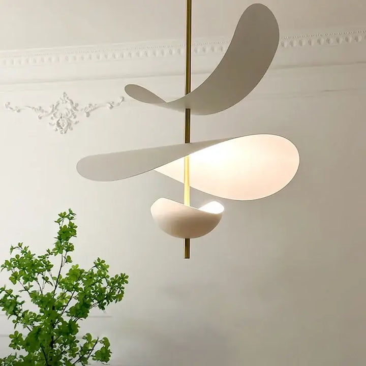 Suspension luminaire blanche design contemporain élégante