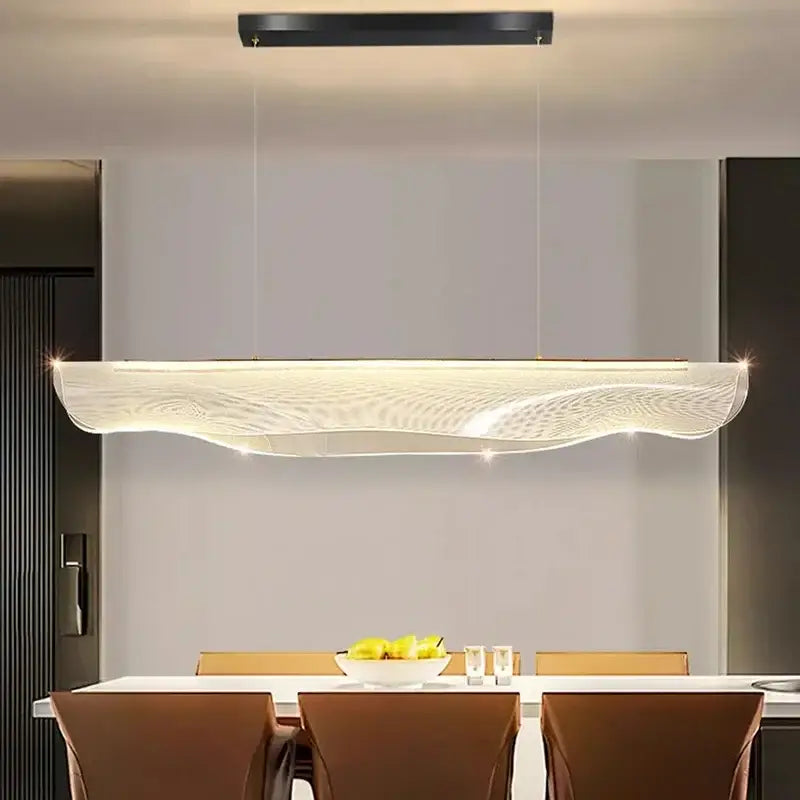 Suspension luminaire blanche LED avec un support noir ajustable

