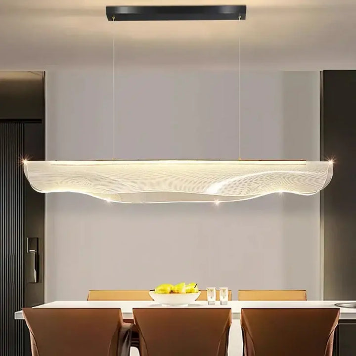 Suspension luminaire blanche LED avec un support noir ajustable

