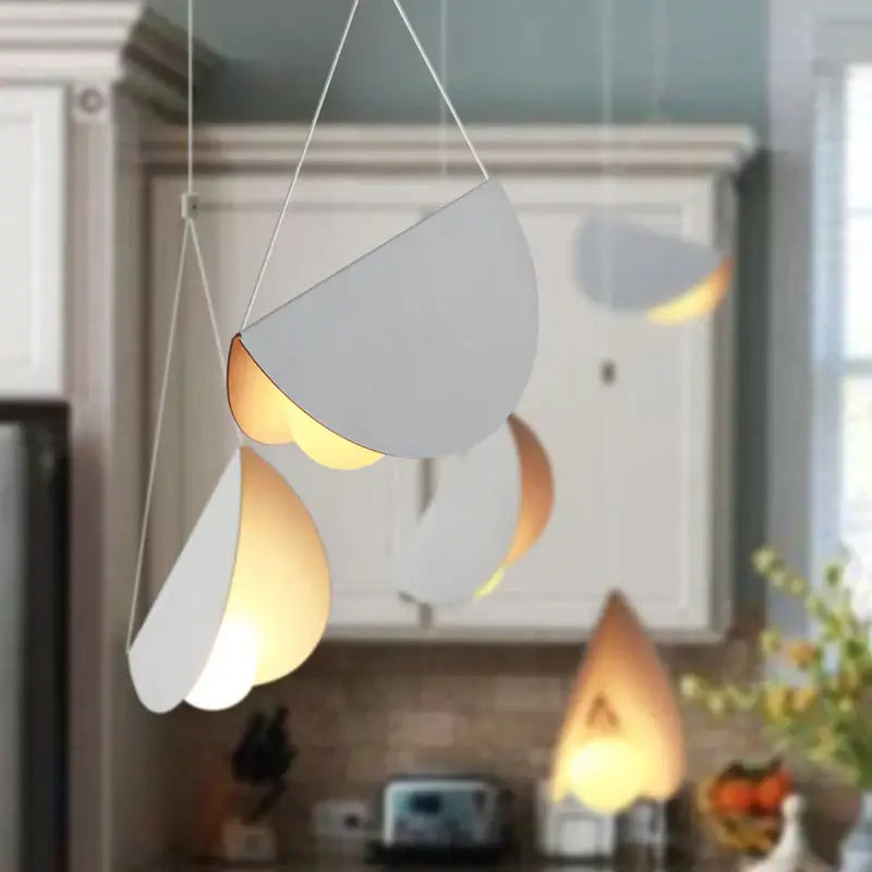 Suspension luminaire blanche en métal style origami