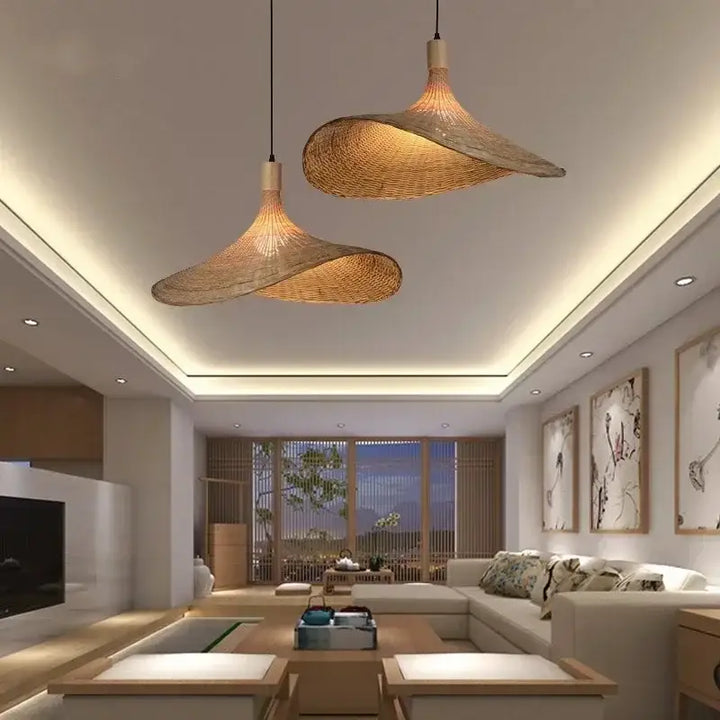 Suspension luminaire en bois et rotin inspiré des maisons de campagne


