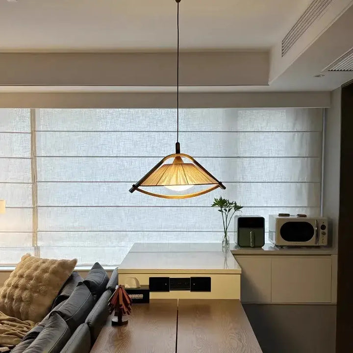 Suspension luminaire en bois et tissu design vintage authentique