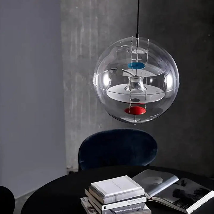 Suspension luminaire boule de verre au design original couleur argent

