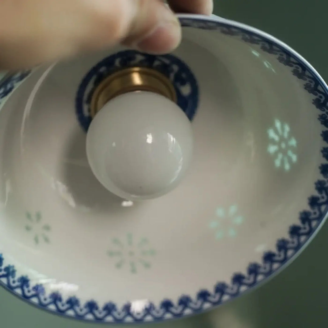 Suspension céramique design élégant blanc bleu doré