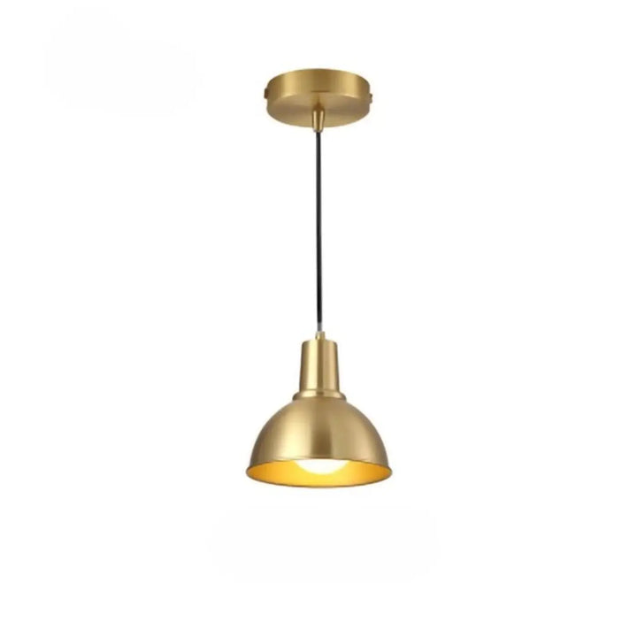 Suspension luminaire uranus en laiton avec abat-jour en forme de dôme et câble noir pour lampes suspendues élégantes