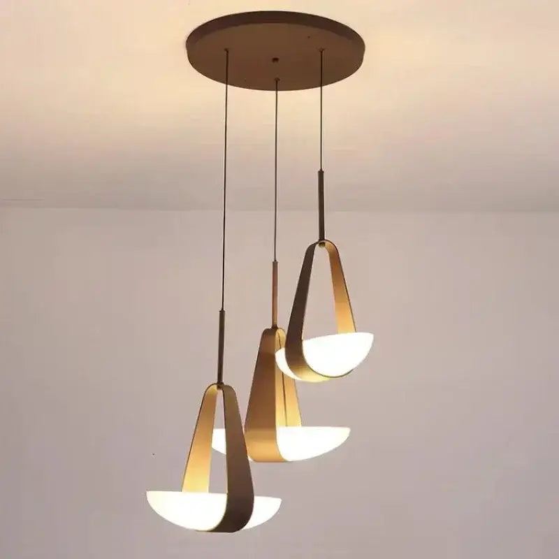 Suspension luminaire contemporaine noir en verre élégante