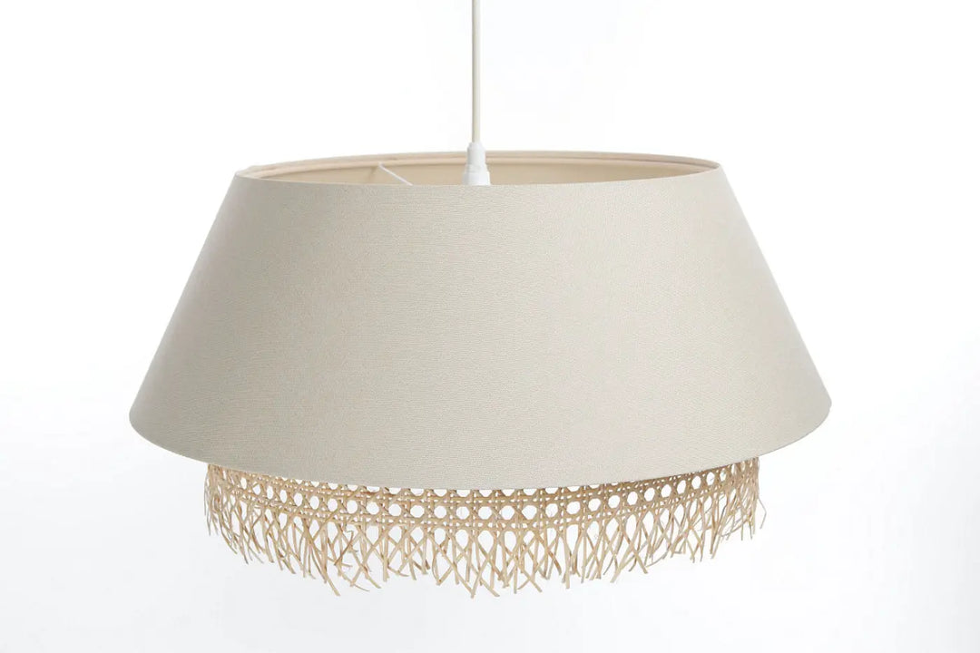 Suspension luminaire crème en rotin tressé beige avec abat-jour en tissu texturé sensei rattan creme