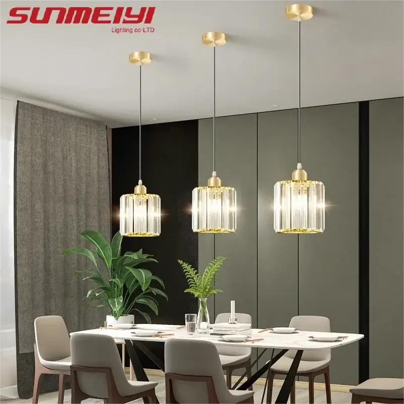Suspension luminaire cristal doré et noir cylindrique élégant

