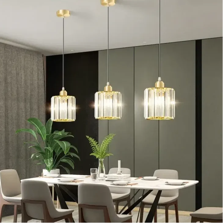 Suspension luminaire cristal doré et noir cylindrique élégant

