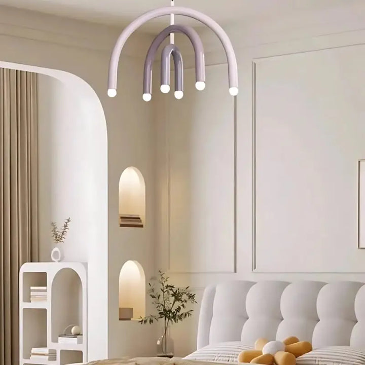 Suspension luminaire design en arcs arrondis