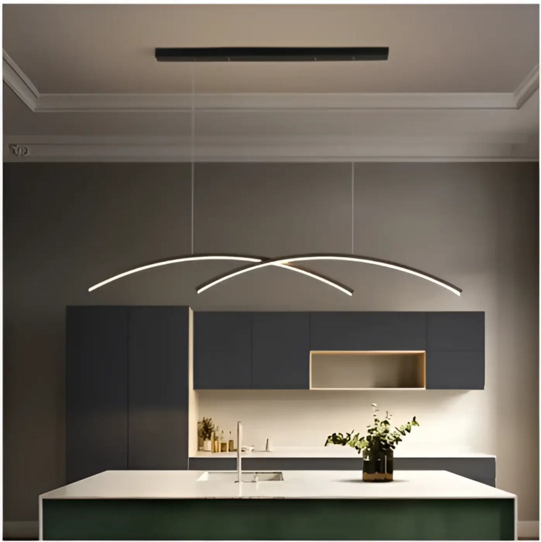 Suspension luminaire design black avec bras courbés élégants conception innovante pour luminaire design cuisine moderne