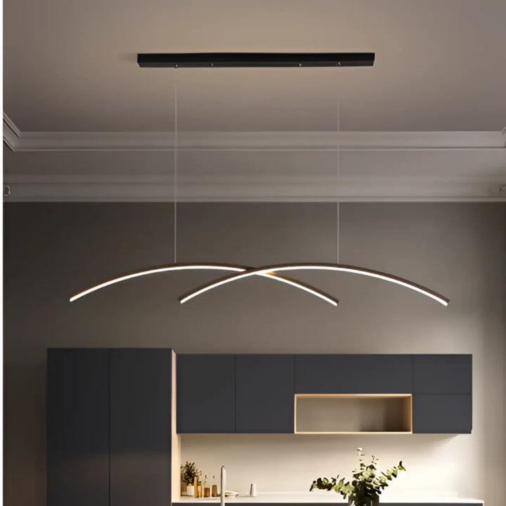 Suspension luminaire line avec bras led incurvés noirs pour une conception innovante de luminaire design cuisine