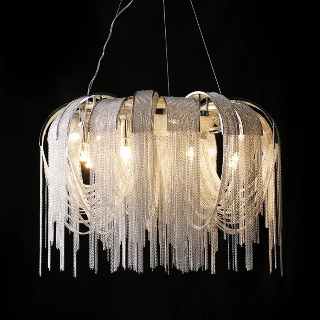 Suspension luminaire design dorée à chaînes lumineuses