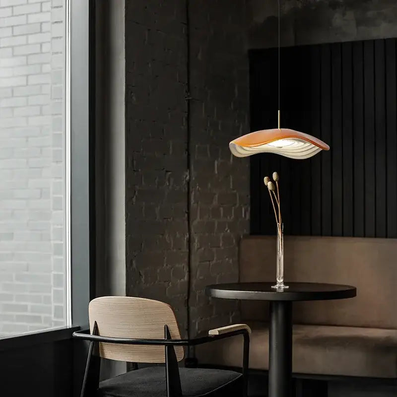 Suspension luminaire au design italien pour cuisine tendance

