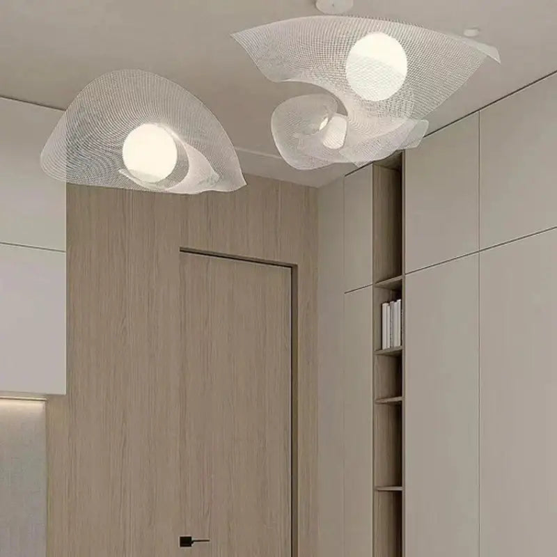 Suspension luminaire design moderne en maille métallique blanc