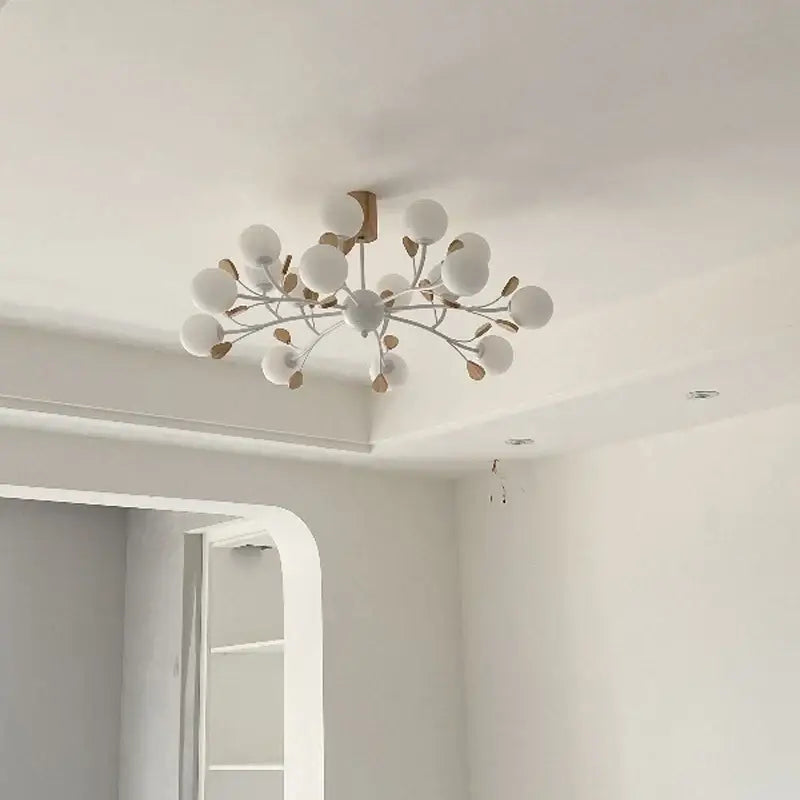 Suspension luminaire nordique de luxe avec branches élégantes