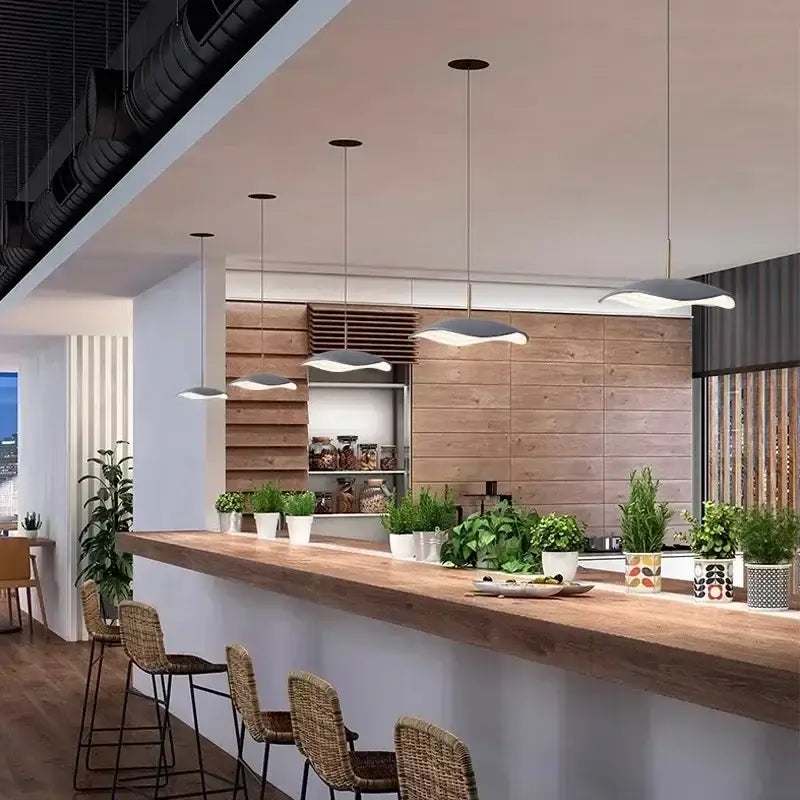 Suspension luminaire design sculptural effet bois moderne chic