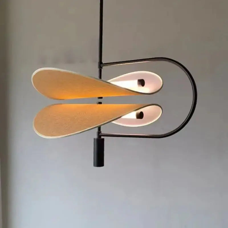Suspension luminaire design sculpturale en tissus et métal