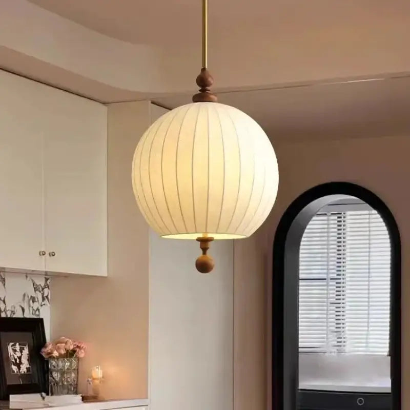 Suspension design en tissu et bois naturel blanc chic