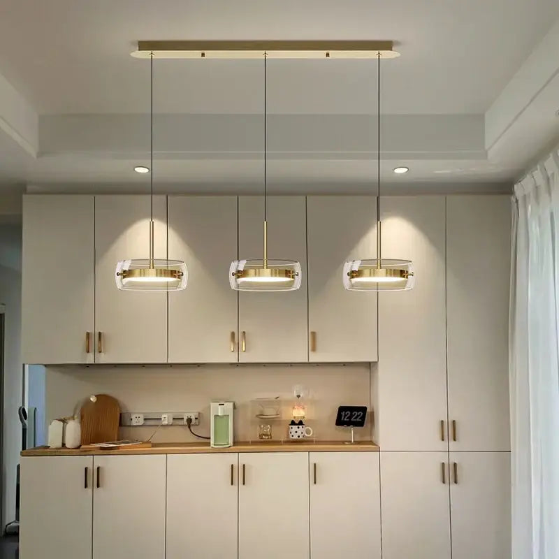 Suspension Luminaire Doré Avec 3 Spots LED Style Moderne