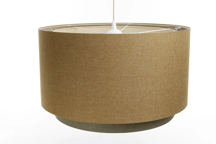 Suspension luminaire avec diffuseur rotin en tissu texturé écru et base gris vert contraste élégante