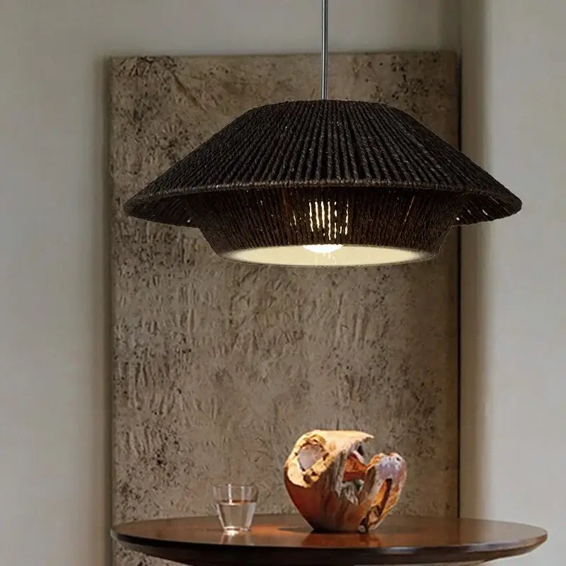 Suspension luminaire en fibres naturelles au style bohème chic