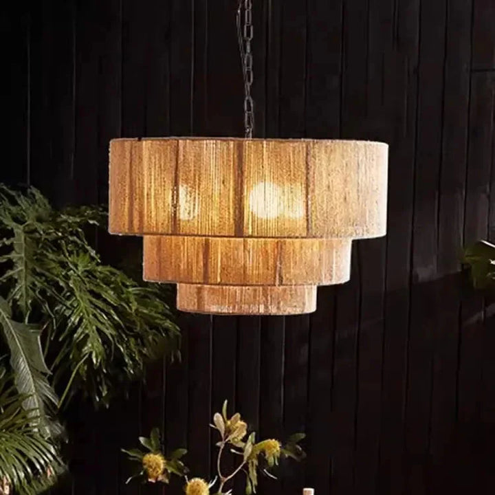 Suspension luminaire en fibres naturelles tressées élégante