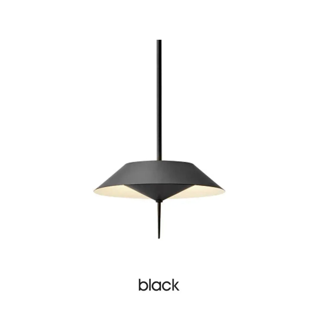 Suspension luminaire en métal doré au style moderne noir