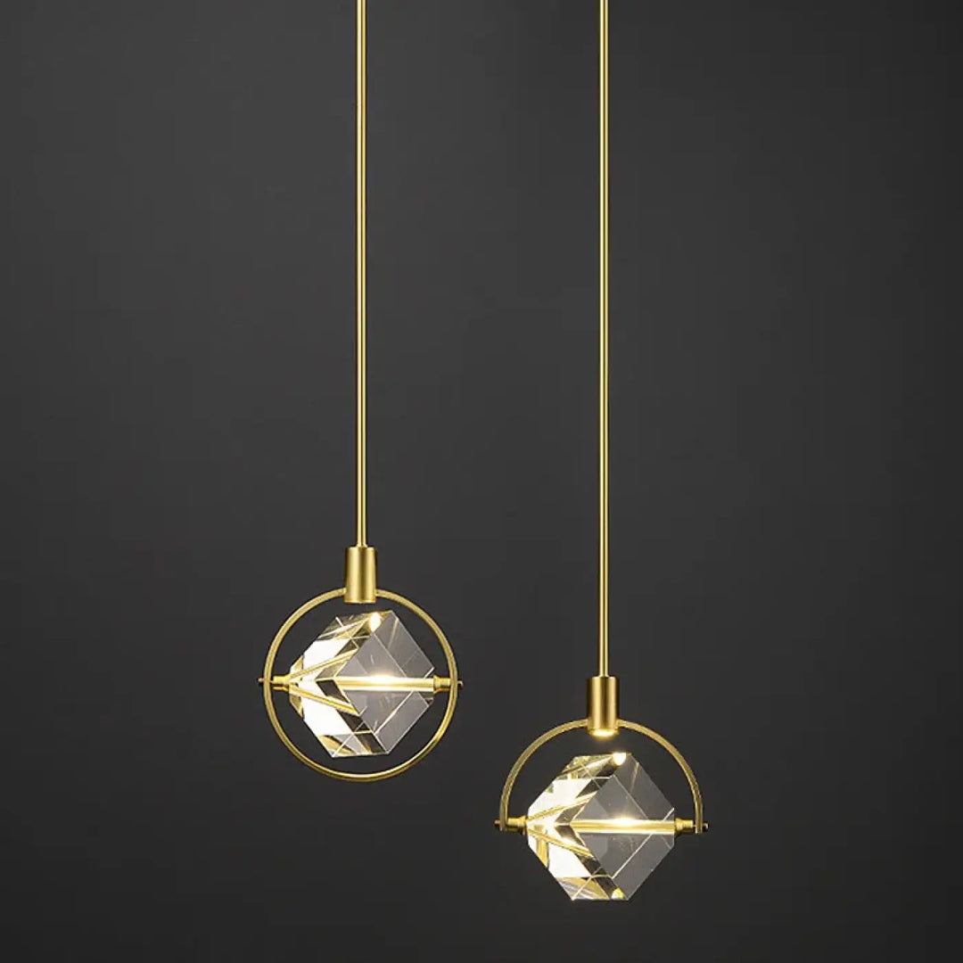Suspension luminaire minimaliste doré orné de pierre raffiné
