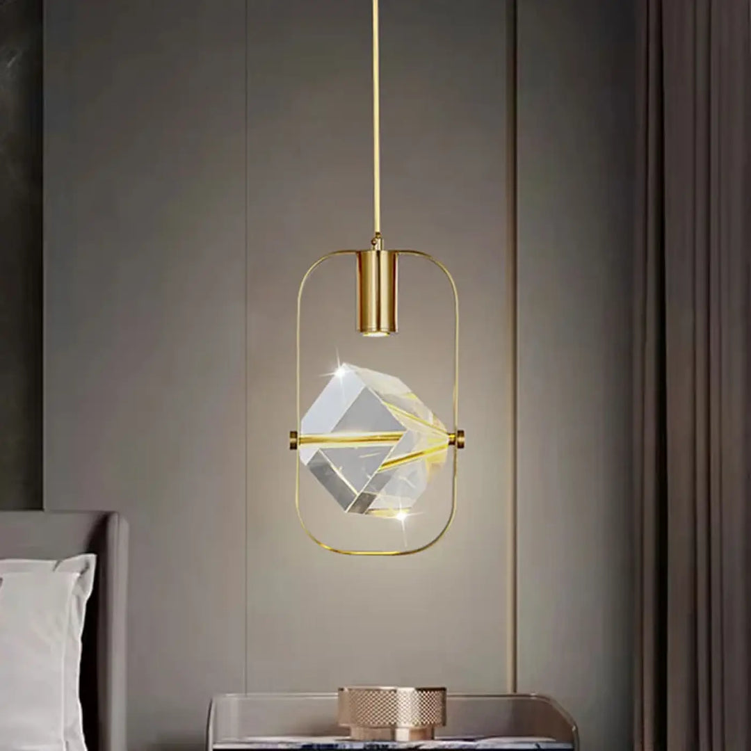 Suspension luminaire minimaliste doré orné de pierre raffiné