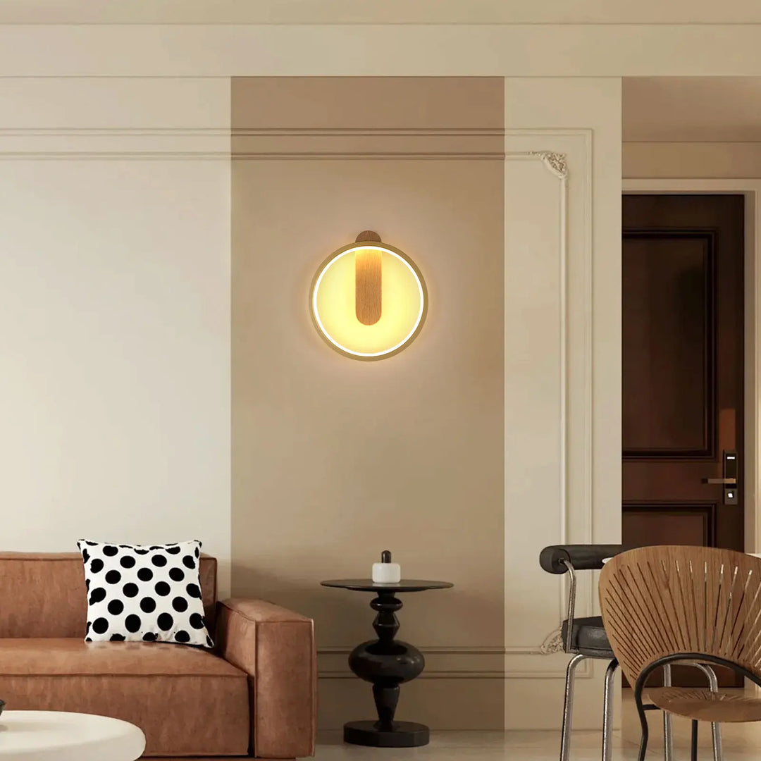 Luminaire suspendu minimaliste rond en bois au style épuré