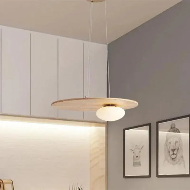 Suspension luminaire moderne en bois au style épuré naturel