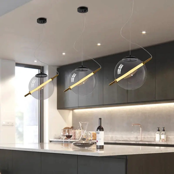 Suspension Luminaire Moderne Design Doré Avec Globe Transparent