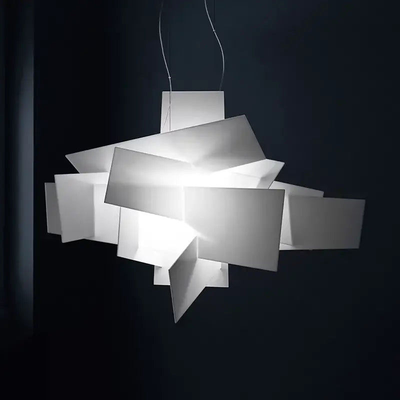 Suspension luminaire moderne design géométrique rouge ou blanc

