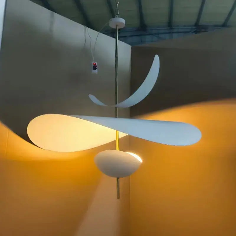 Suspension Luminaire Moderne Design Sculptural Blanc Élégant