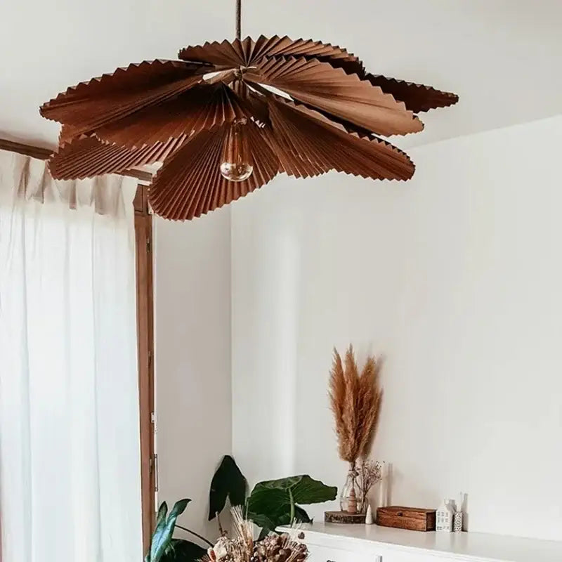 Suspension luminaire moderne pétales plissés inspiration fleur

