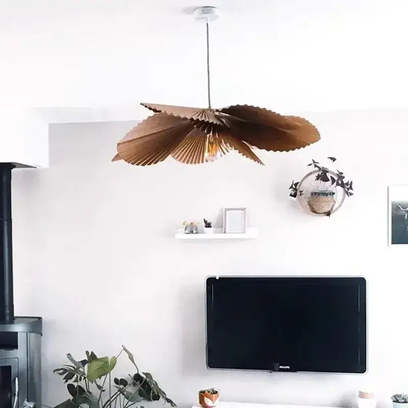 Suspension luminaire moderne pétales plissés inspiration fleur

