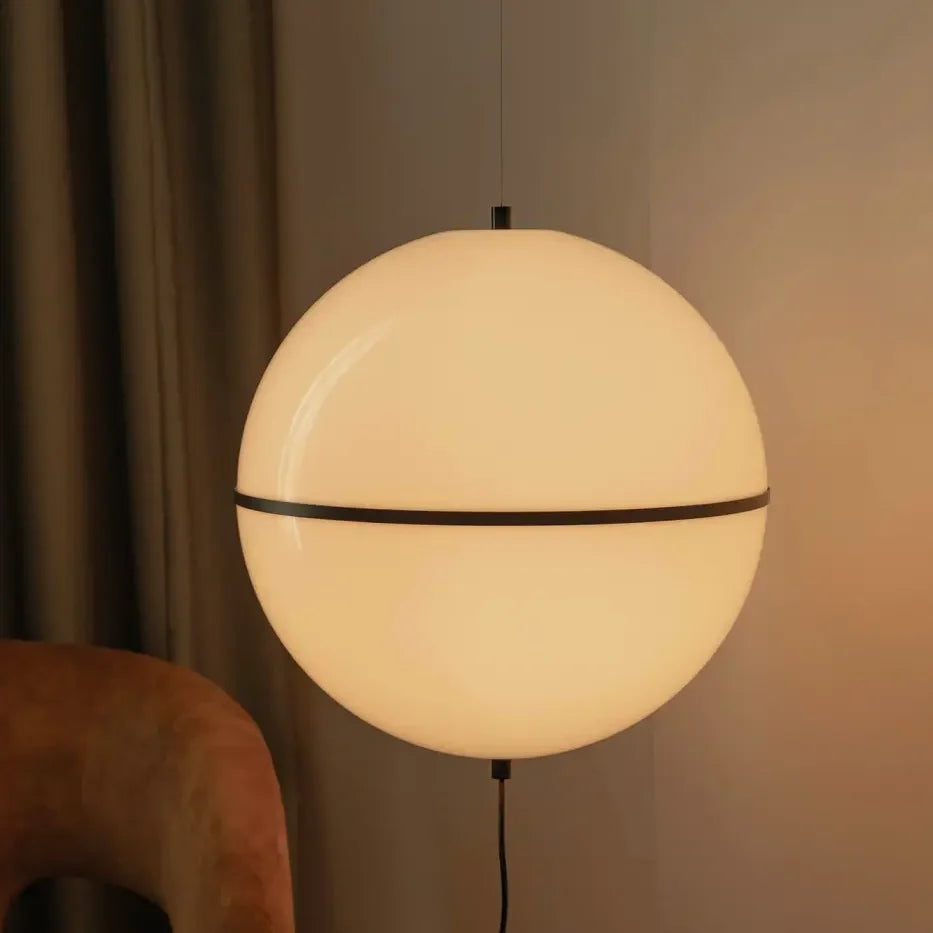 Détail de la suspension Dome M avec interrupteur