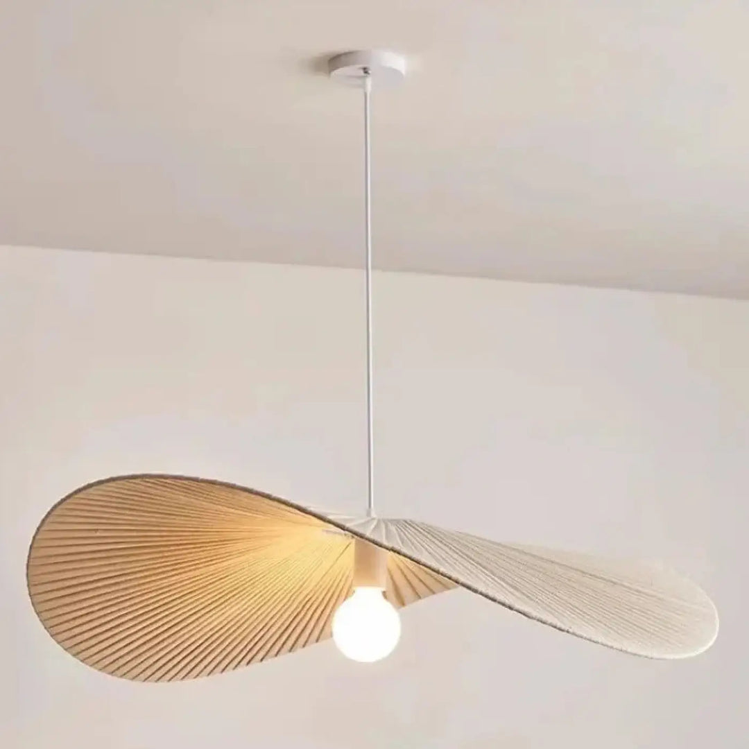 Suspension luminaire ondulée style japandi bois clair beige