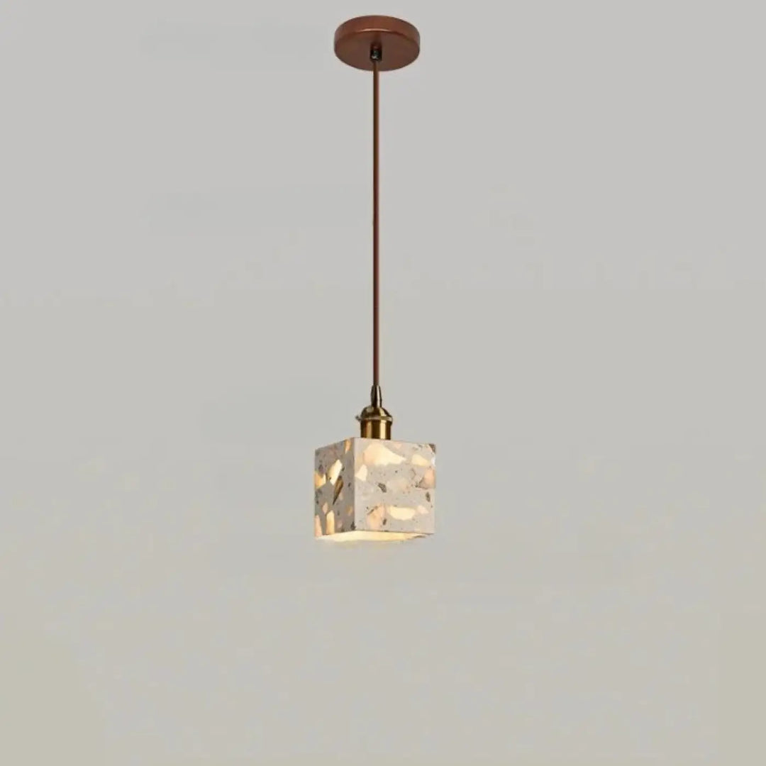 Suspension luminaire tosca avec abat-jour cubique en béton translucide et accents en laiton chaîne cordon réglable