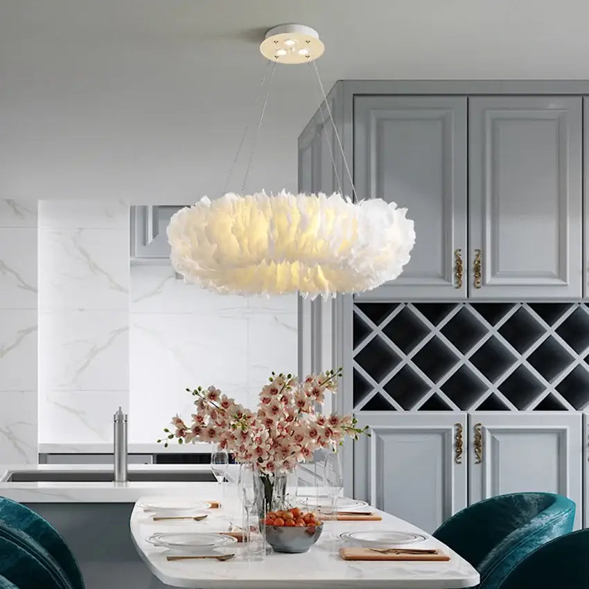 Suspension luminaire plume circulaire disponible en gris ou blanc

