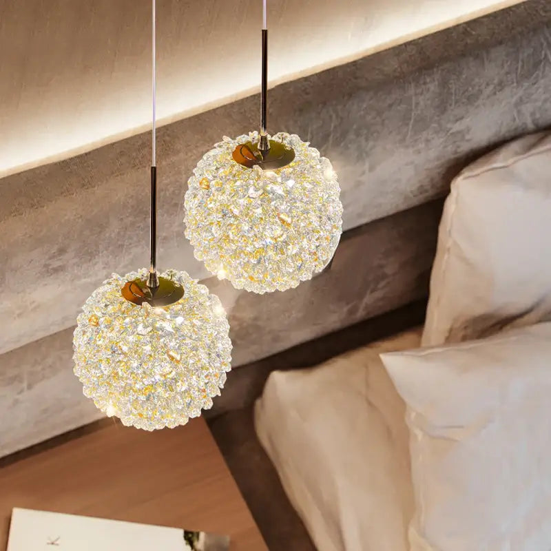 Suspension luminaire ronde à la lumière chaude pour chambre

