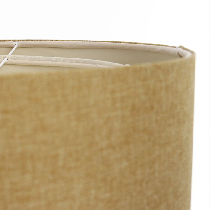 Suspension luminaire rotin avec abat-jour en lin couleur tan à tissage texturé et doublure intérieure crème