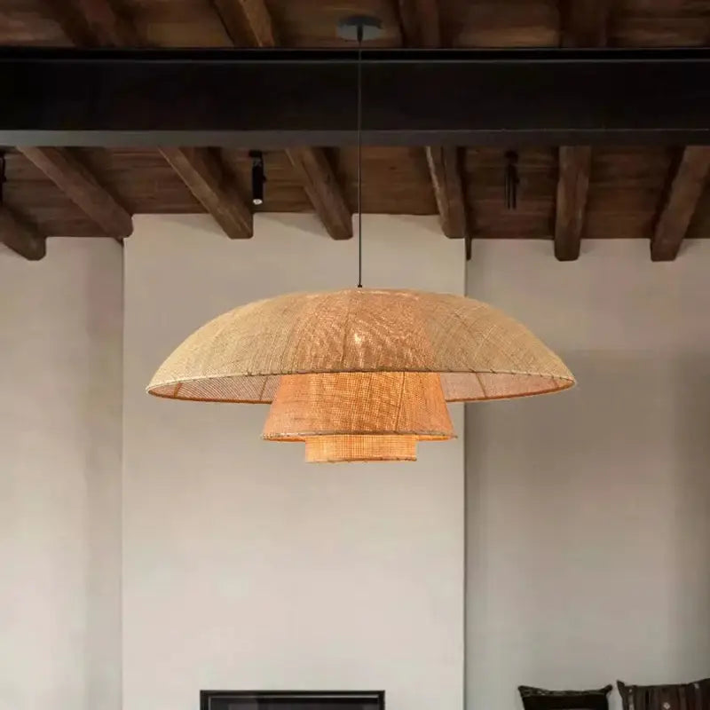 Suspension luminaire en rotin tressé design naturel beige
