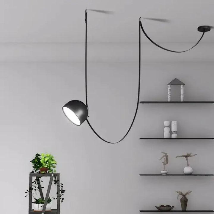 Suspension luminaire à sangles longues au style contemporain chic