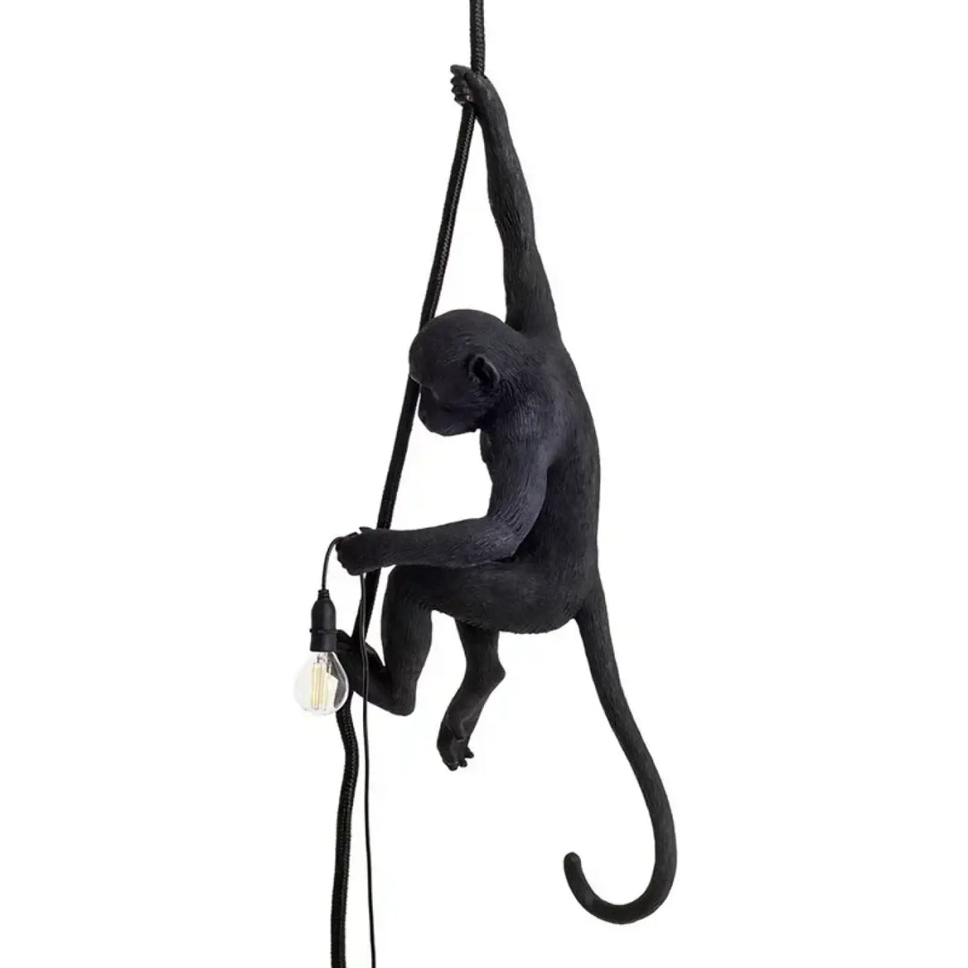 Suspension luminaire noir en forme de singe avec finition mate texturée et ampoule edison exposée sans frais supplémentaires